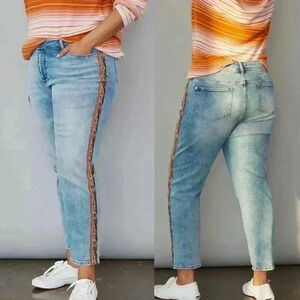 Women's Anthropologie Pilcro Slim Boyfriend Camo Side Stripe Denim Jean Size 27